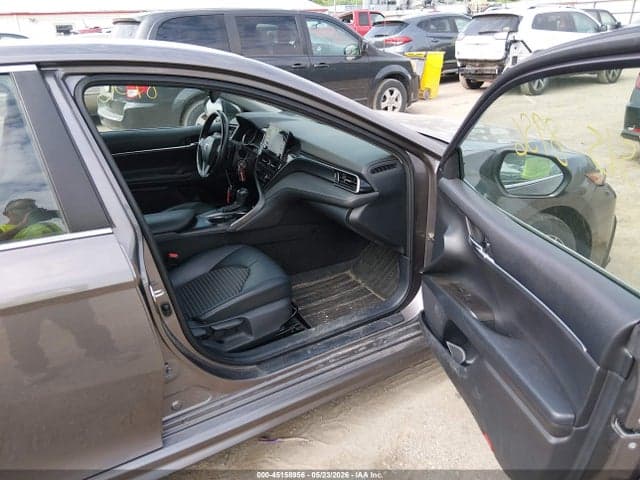 2021 TOYOTA CAMRY SE 5