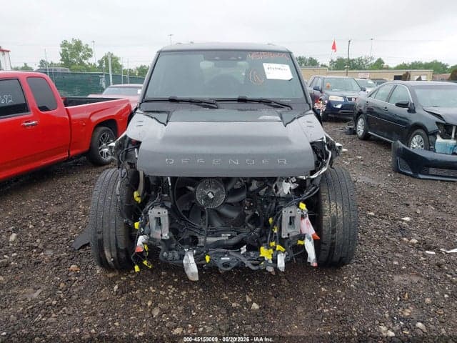2024 LAND ROVER DEFENDER 7