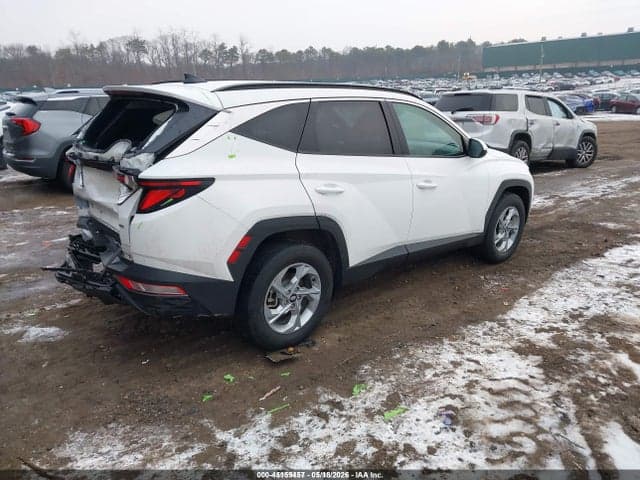2024 HYUNDAI TUCSON SEL 4