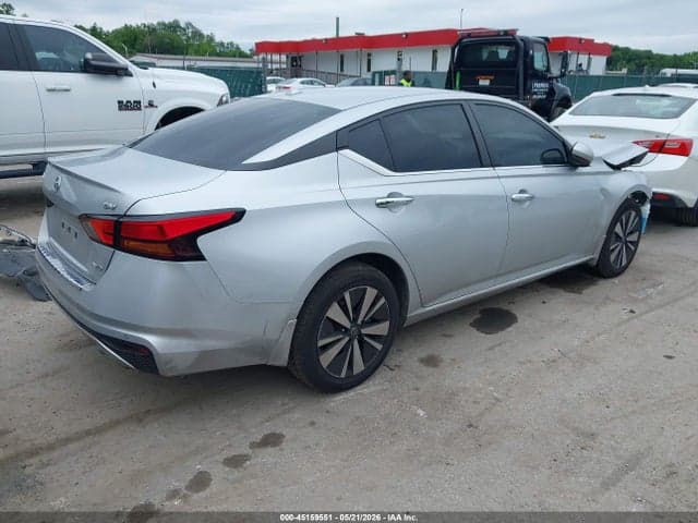 2022 NISSAN ALTIMA SV INTELLIGENT AWD 4