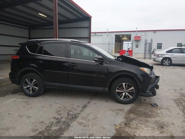 2018 TOYOTA RAV4 XLE 14