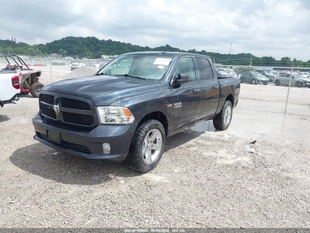 2018 RAM 1500 EXPRESS 4X4 5'7 BOX 2