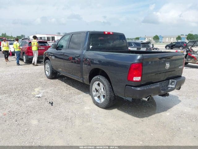 2018 RAM 1500 EXPRESS 4X4 5'7 BOX 3