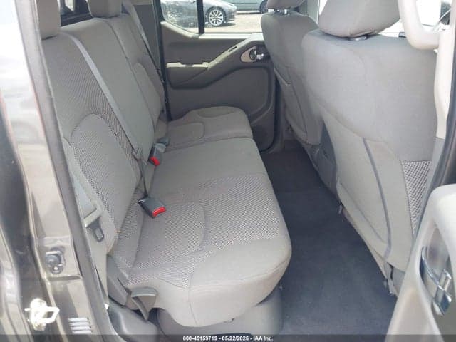 2019 NISSAN FRONTIER SV 8