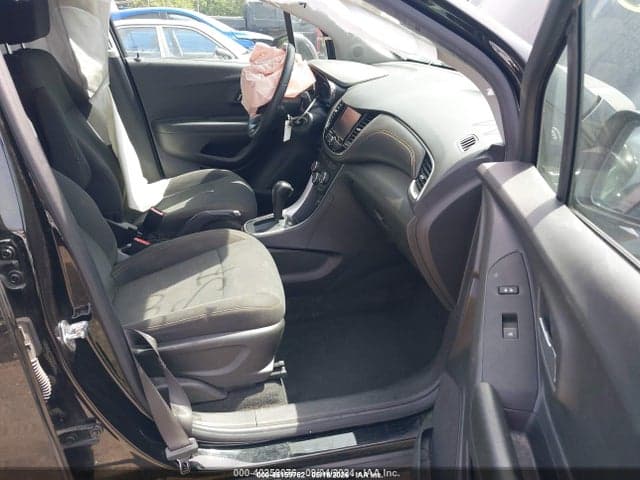 2021 CHEVROLET TRAX AWD LS 5