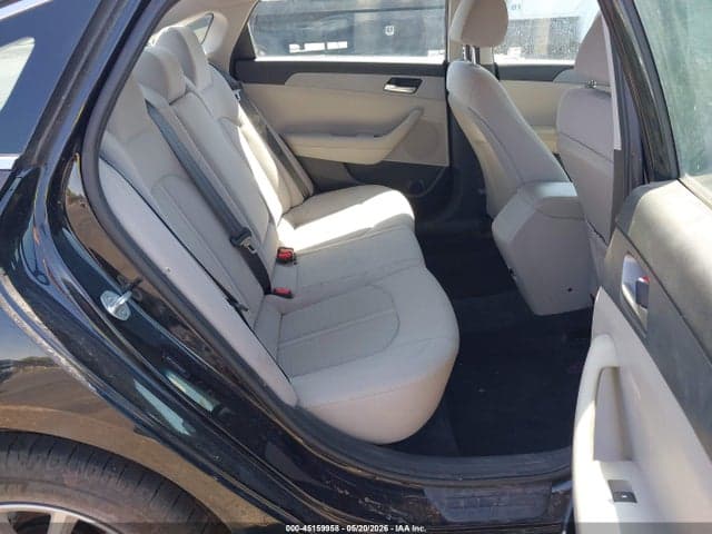 2018 HYUNDAI SONATA SE 8