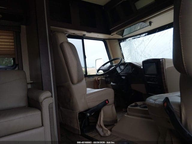 2019 FORD F53 5