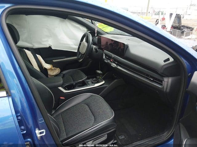 2025 KIA K4 GT-LINE 5