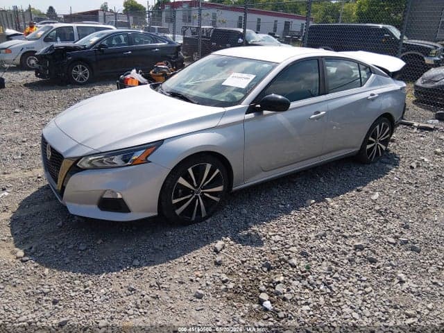 2022 NISSAN ALTIMA SR FWD 2