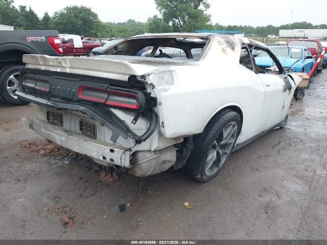 2022 DODGE CHALLENGER GT 4