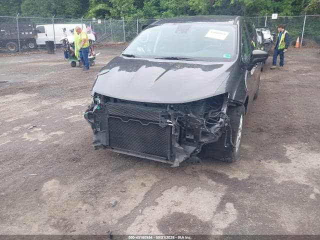 2023 CHRYSLER VOYAGER LX 6