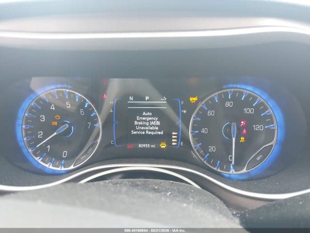 2023 CHRYSLER VOYAGER LX 7