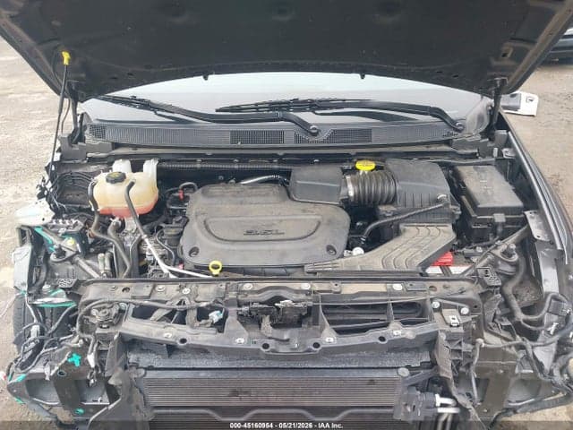 2023 CHRYSLER VOYAGER LX 10
