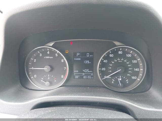 2017 HYUNDAI ELANTRA SE 7