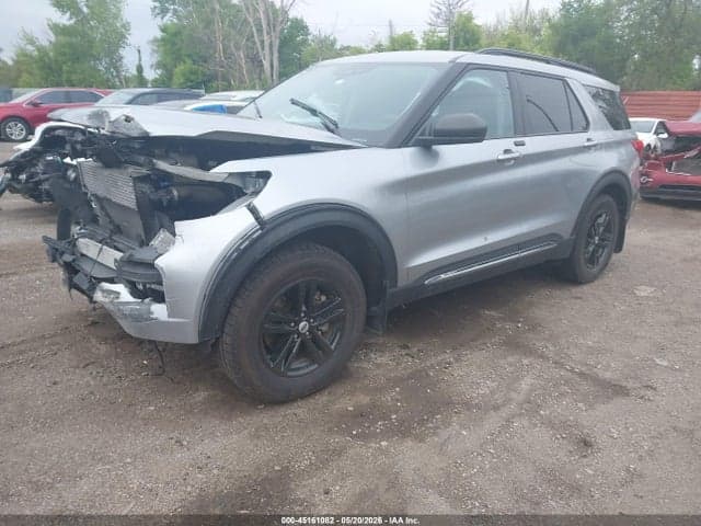 2023 FORD EXPLORER XLT 2