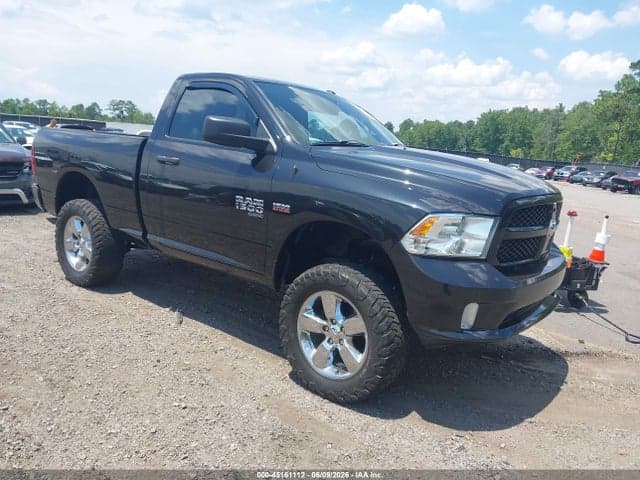 2019 RAM 1500 CLASSIC EXPRESS 4X2 6'4 BOX