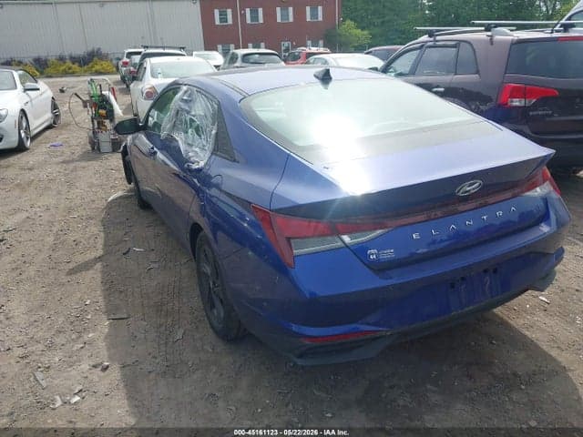 2022 HYUNDAI ELANTRA SEL 3