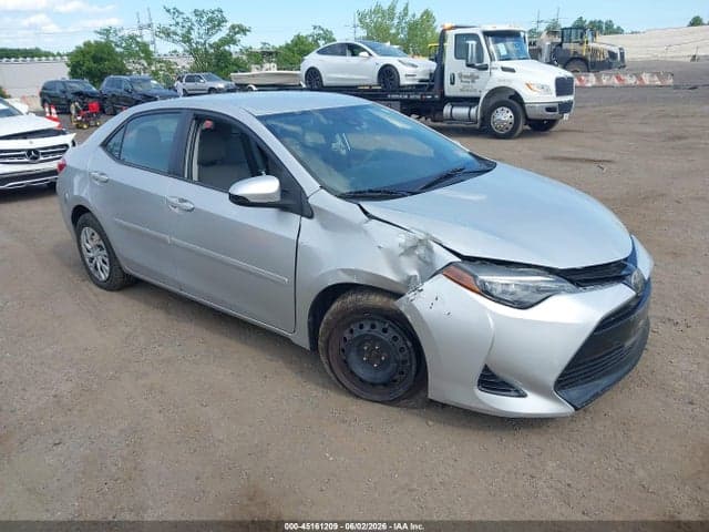 2017 TOYOTA COROLLA LE 1