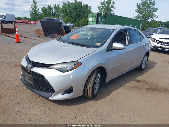 2017 TOYOTA COROLLA LE 2