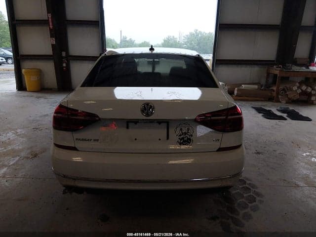 2017 VOLKSWAGEN PASSAT 1.8T SE 17
