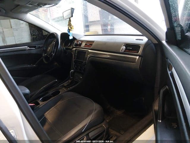 2017 VOLKSWAGEN PASSAT 1.8T SE 5