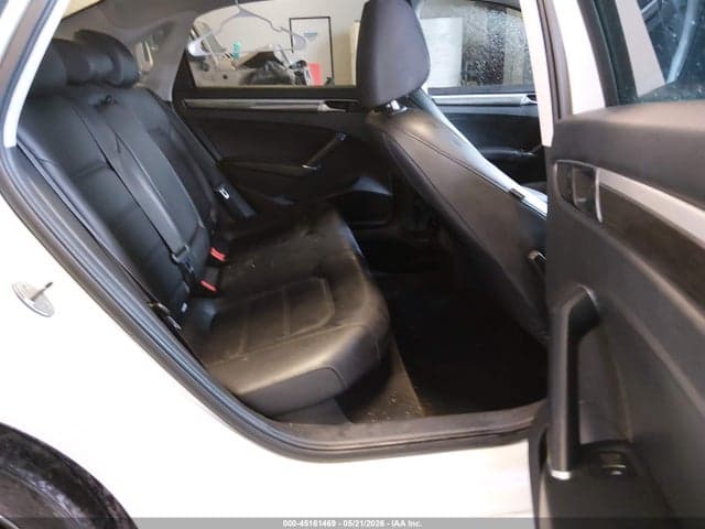 2017 VOLKSWAGEN PASSAT 1.8T SE 8