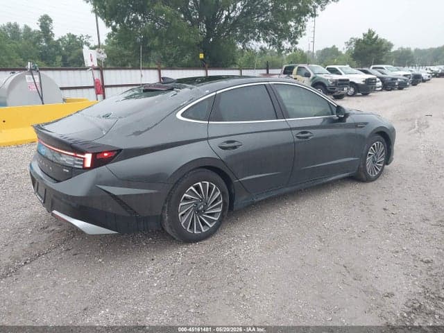 2025 HYUNDAI SONATA HYBRID LIMITED 5