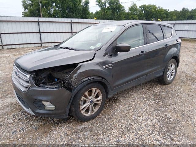 2017 FORD ESCAPE SE 2