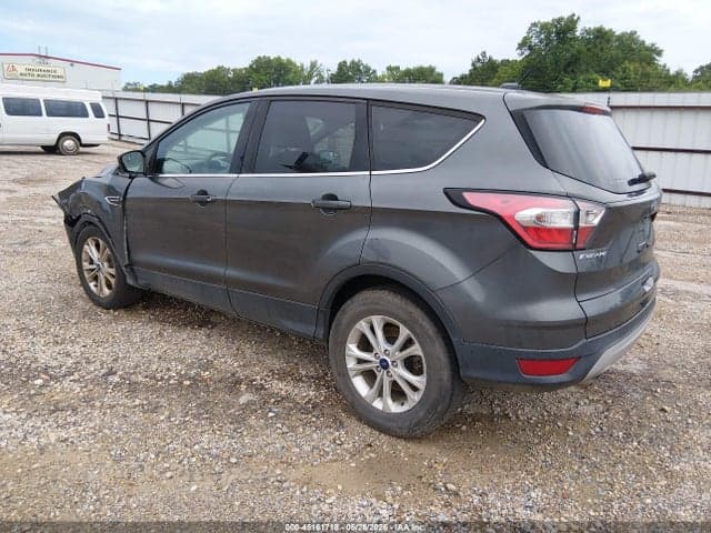 2017 FORD ESCAPE SE 3