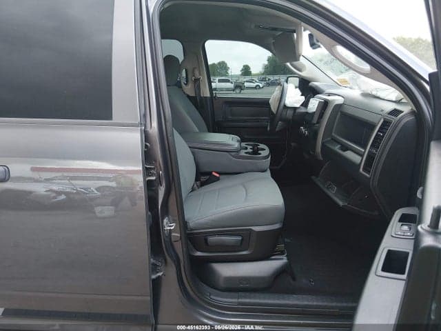 2016 RAM 1500 ST 5