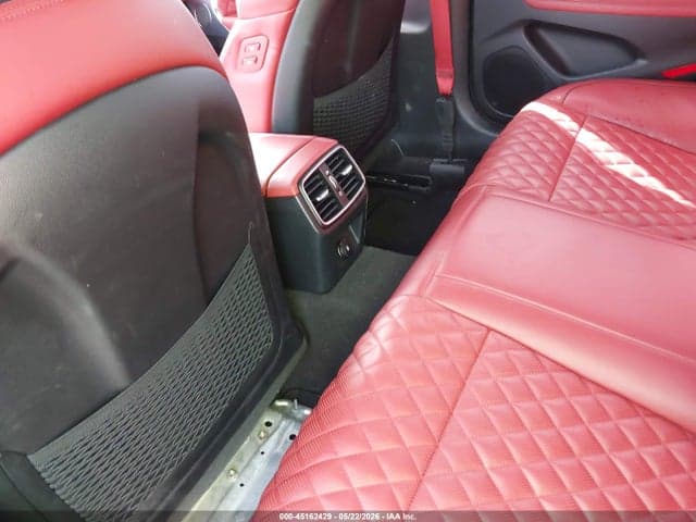 2023 GENESIS G70 3.3T 8
