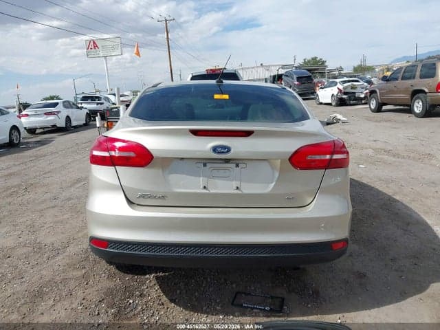 2018 FORD FOCUS SE 16