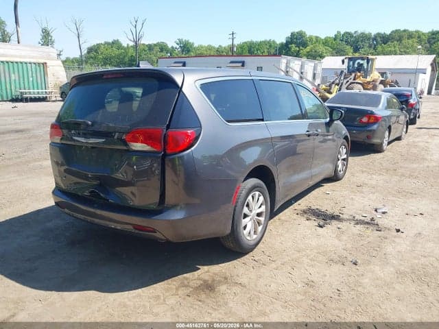 2017 CHRYSLER PACIFICA TOURING 4