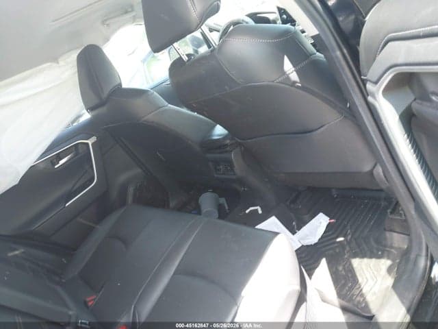 2020 TOYOTA RAV4 HYBRID LIMITED 8