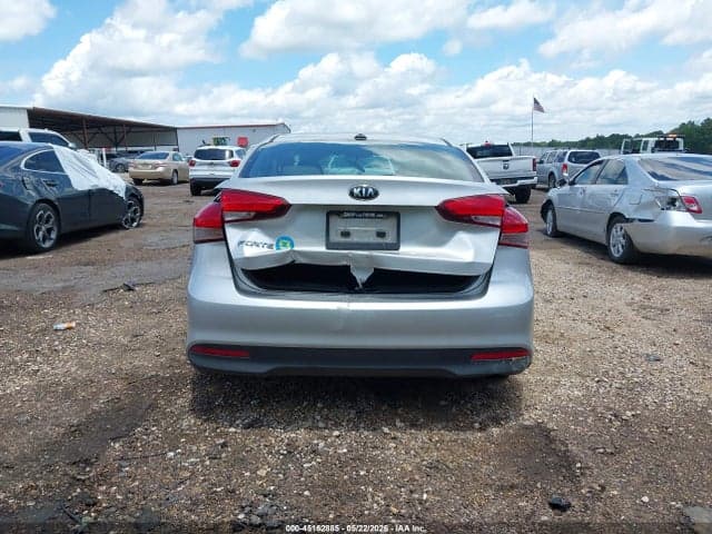 2017 KIA FORTE LX 16