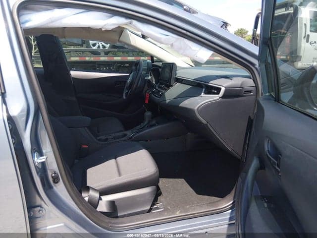 2026 TOYOTA COROLLA LE 5