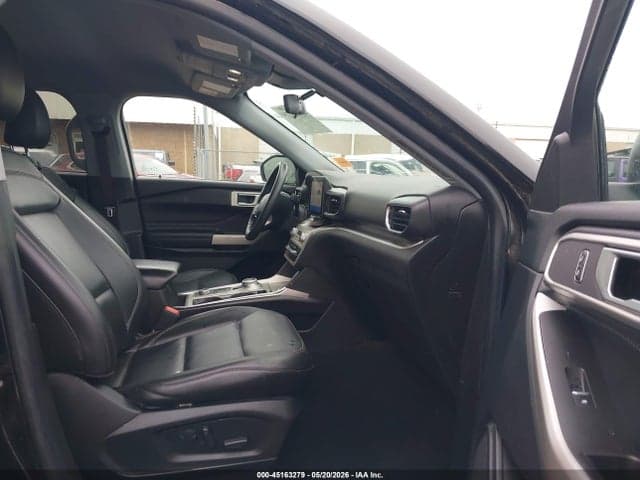 2022 FORD EXPLORER XLT 5
