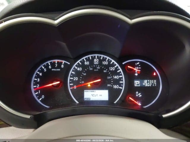 2017 NISSAN QUEST SV 7