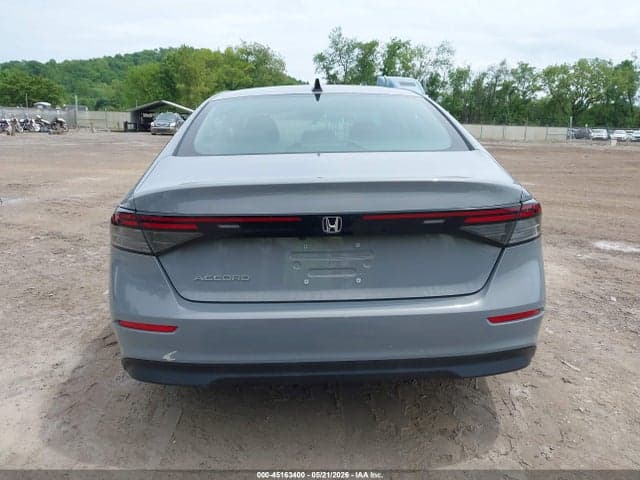 2025 HONDA ACCORD SE 16