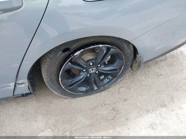 2025 HONDA ACCORD SE 19