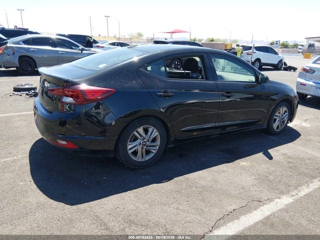 2019 HYUNDAI ELANTRA SEL 4