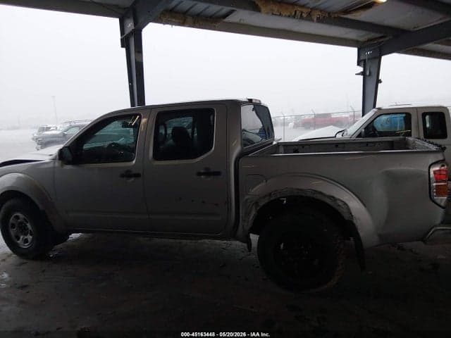 2017 NISSAN FRONTIER S 13