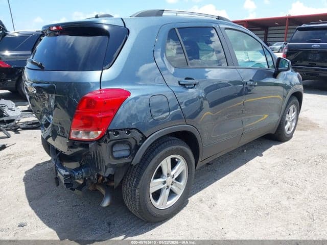 2022 CHEVROLET TRAX FWD LT 4