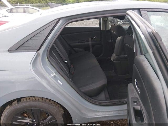 2021 HYUNDAI ELANTRA SEL 8