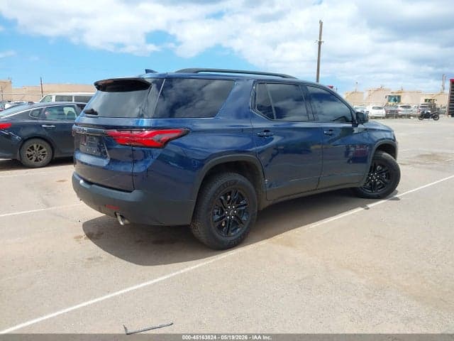 2022 CHEVROLET TRAVERSE FWD LS 4