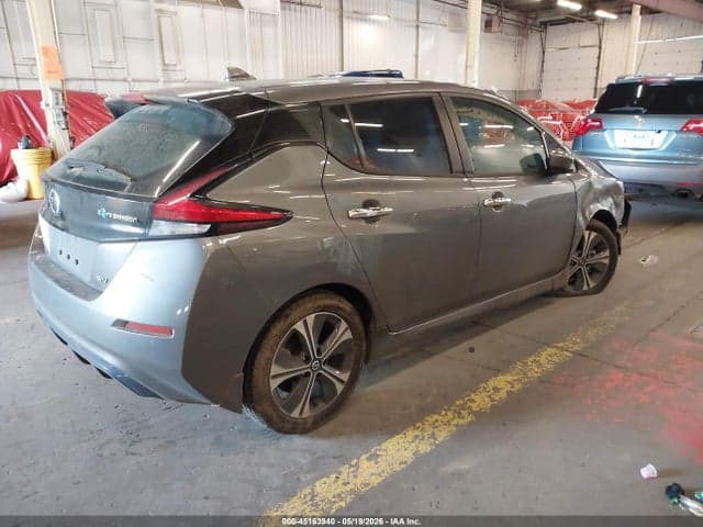 2021 NISSAN LEAF SV 40 KWH 4