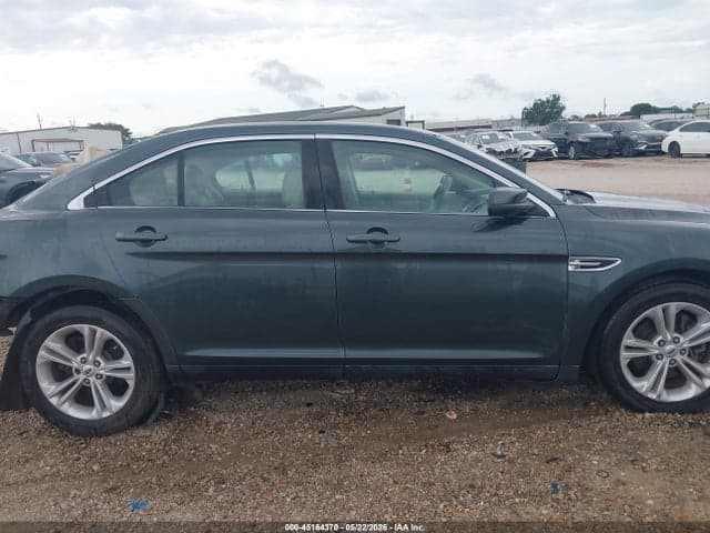 2016 FORD TAURUS SEL 13