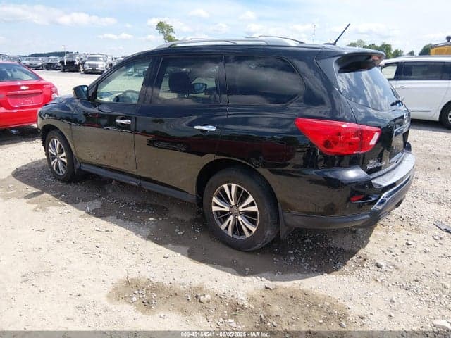 2017 NISSAN PATHFINDER SV 3