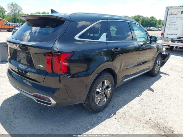 2022 KIA SORENTO HYBRID S 4