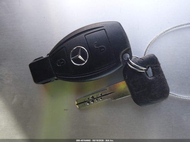 2018 MERCEDES-BENZ METRIS 11